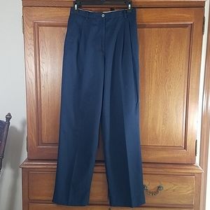 Liz Sport size 8 Navy Blue